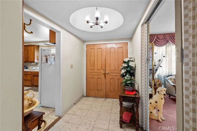 301 E Buckthorn Street, Inglewood, CA 90301