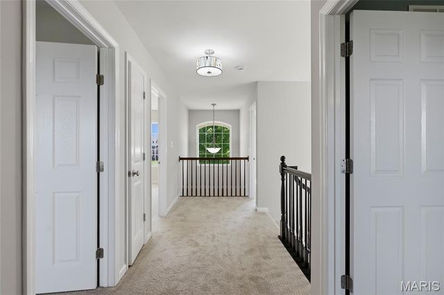 9923 Vicksburg Siege Court, St Louis, MO 63123
