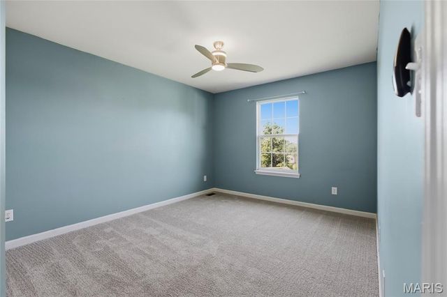 9923 Vicksburg Siege Court, St Louis, MO 63123