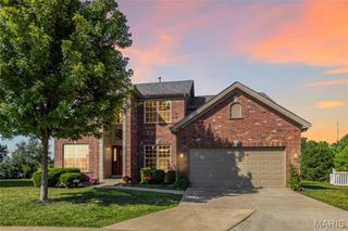 9923 Vicksburg Siege Court, St Louis, MO 63123