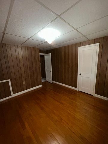 1106 ANGLESEA ST, Baltimore, MD 21224