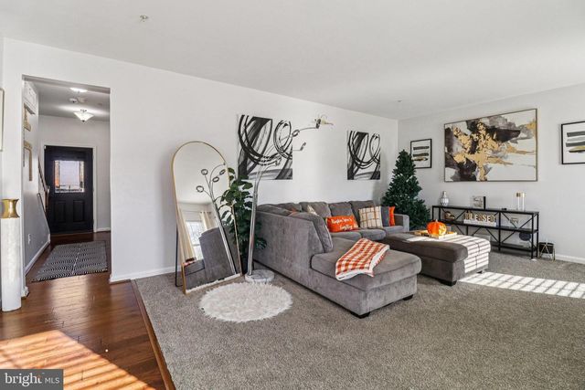 3433 LINDEN GROVE DR, Waldorf, MD 20603