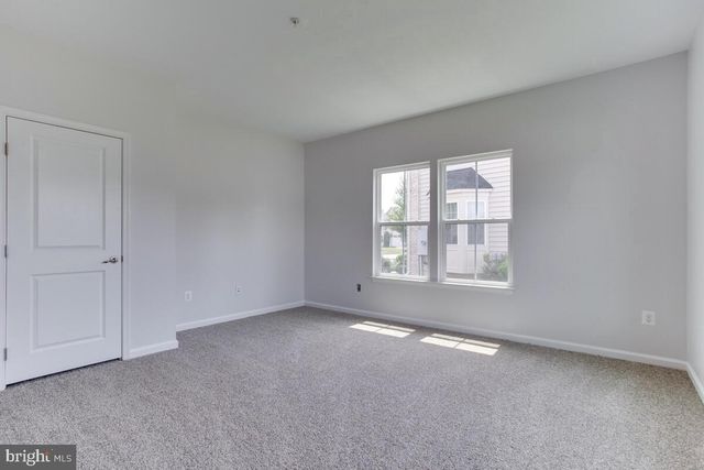 3433 LINDEN GROVE DR, Waldorf, MD 20603