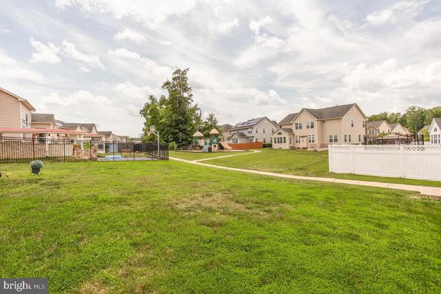 3433 LINDEN GROVE DR, Waldorf, MD 20603