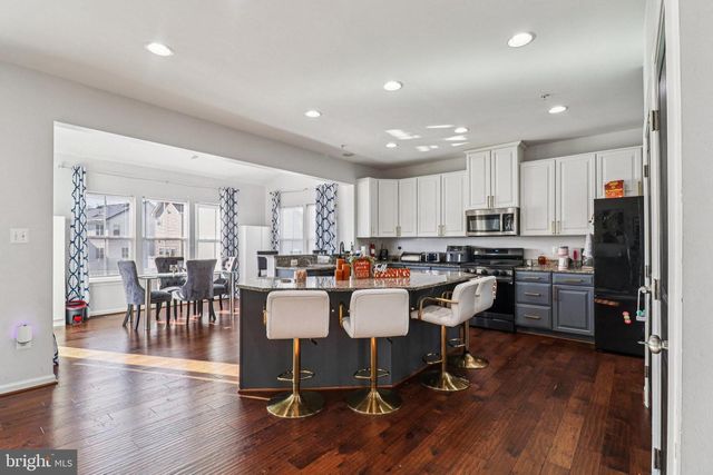 3433 LINDEN GROVE DR, Waldorf, MD 20603