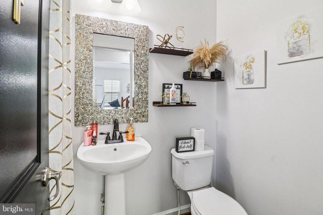 3433 LINDEN GROVE DR, Waldorf, MD 20603