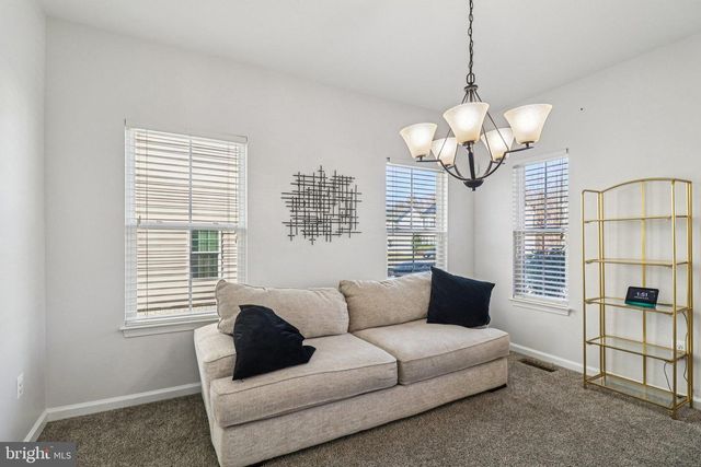 3433 LINDEN GROVE DR, Waldorf, MD 20603