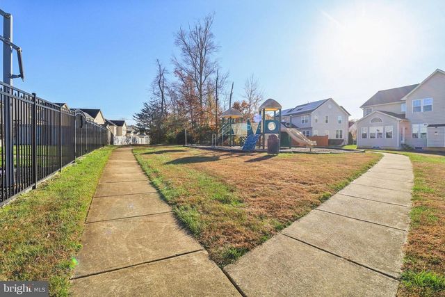 3433 LINDEN GROVE DR, Waldorf, MD 20603