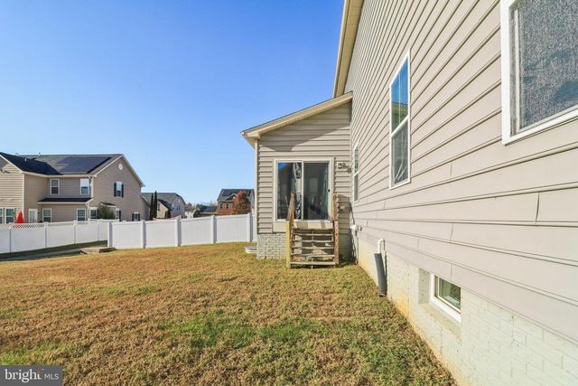 3433 LINDEN GROVE DR, Waldorf, MD 20603