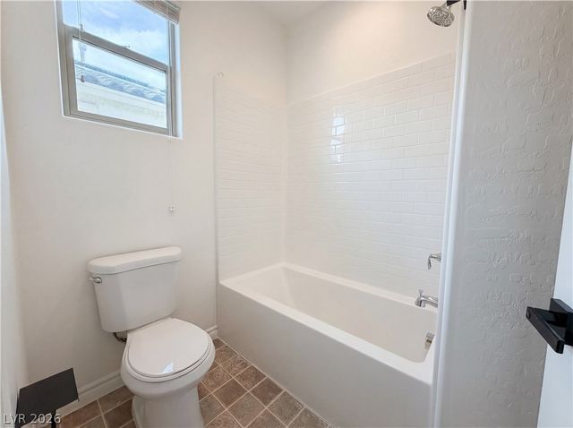 7779 Harthill Park Avenue, Las Vegas, NV 89113