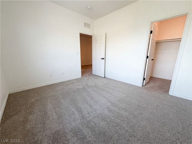 7779 Harthill Park Avenue, Las Vegas, NV 89113