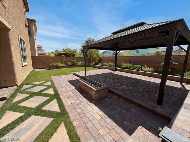 7779 Harthill Park Avenue, Las Vegas, NV 89113