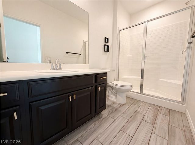 7779 Harthill Park Avenue, Las Vegas, NV 89113