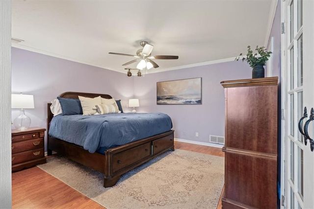 7909 Swarner Street, Lenexa, KS 66219