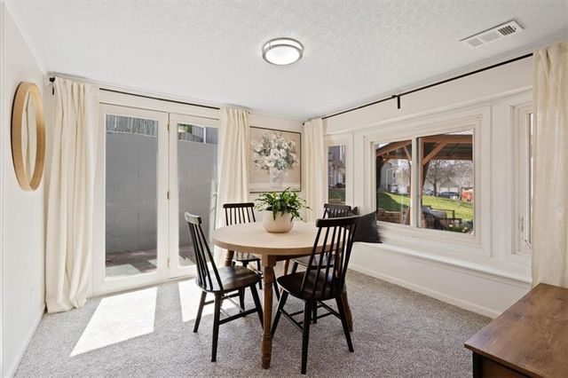 7909 Swarner Street, Lenexa, KS 66219