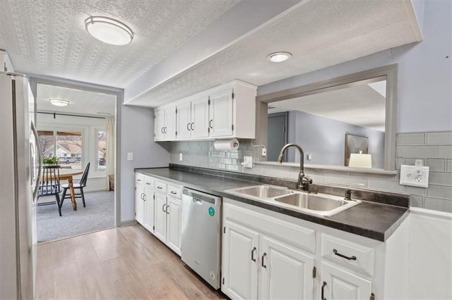 7909 Swarner Street, Lenexa, KS 66219