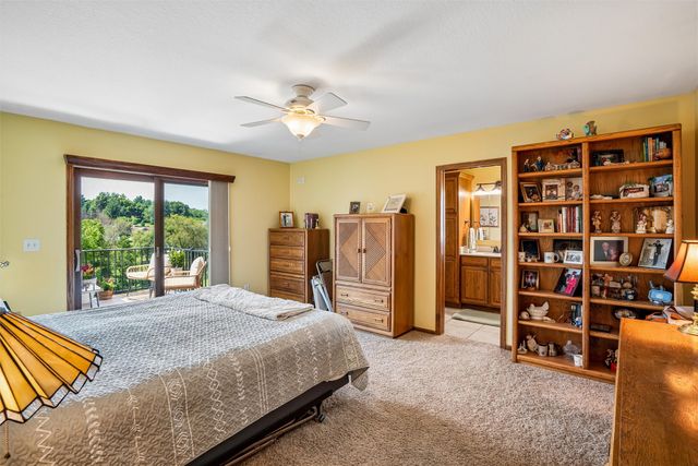 619 Trail Ridge Road, Indianola, IA 50125