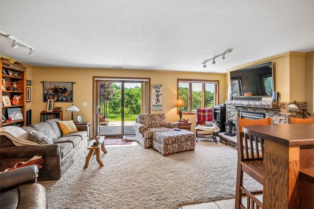 619 Trail Ridge Road, Indianola, IA 50125