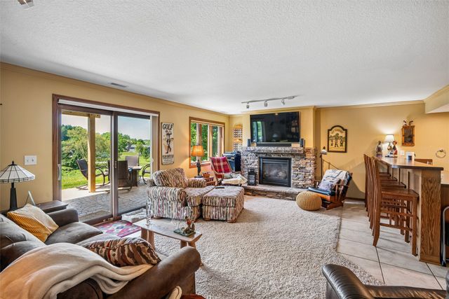 619 Trail Ridge Road, Indianola, IA 50125