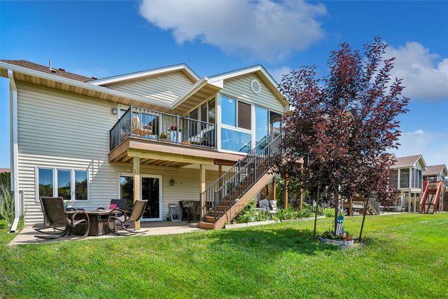 619 Trail Ridge Road, Indianola, IA 50125