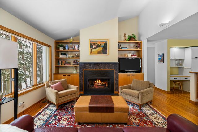 2991 Ojibwa Trail, Peninsula Twp, MI 49686