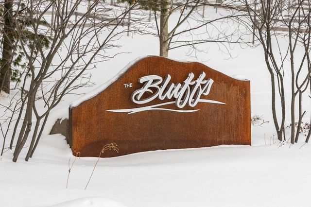 2991 Ojibwa Trail, Peninsula Twp, MI 49686