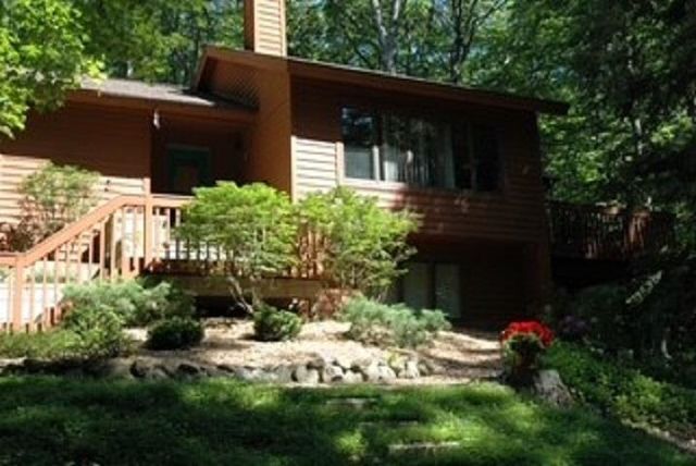 2991 Ojibwa Trail, Peninsula Twp, MI 49686