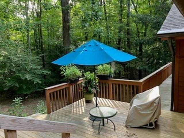 2991 Ojibwa Trail, Peninsula Twp, MI 49686