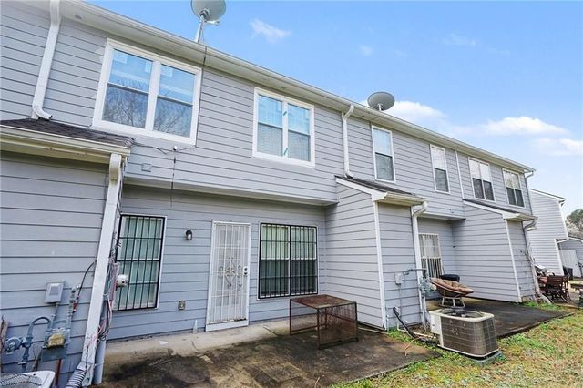 2545 Walden Lake Drive, Decatur, GA 30035