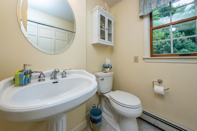 19 Elmcroft Way, Yarmouth Port, MA 02675