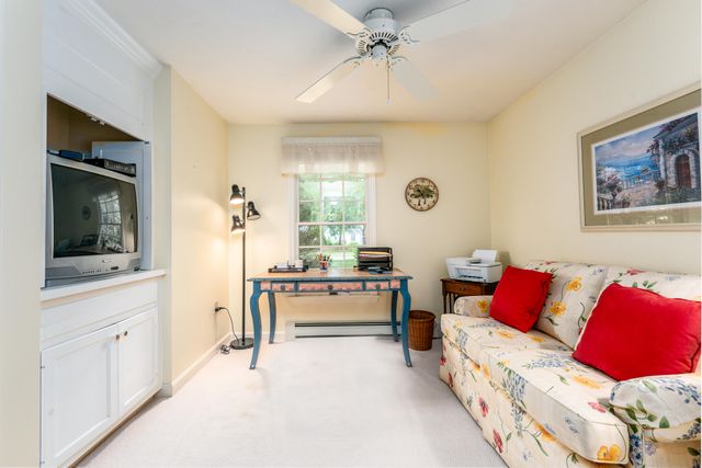 19 Elmcroft Way, Yarmouth Port, MA 02675