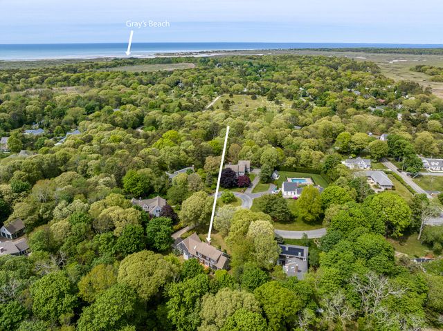 19 Elmcroft Way, Yarmouth Port, MA 02675