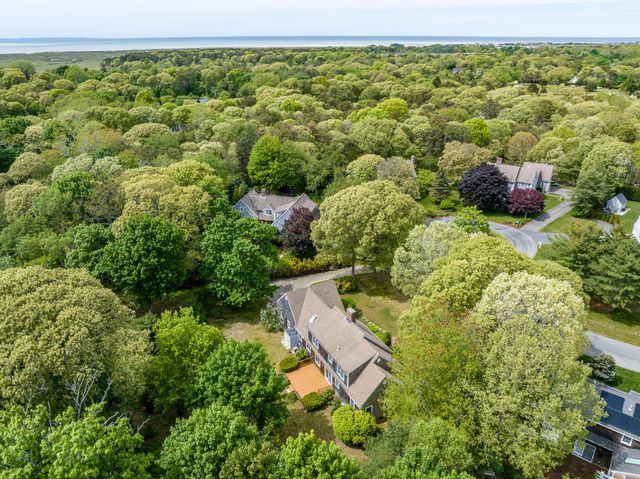19 Elmcroft Way, Yarmouth Port, MA 02675