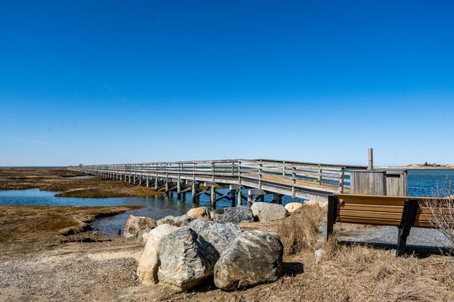 19 Elmcroft Way, Yarmouth Port, MA 02675