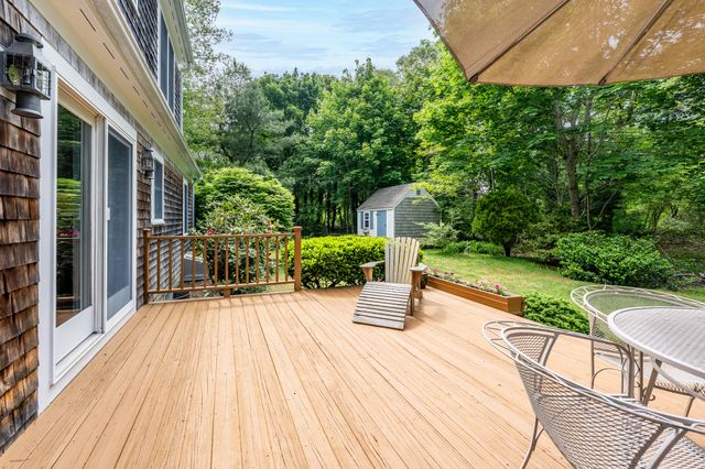 19 Elmcroft Way, Yarmouth Port, MA 02675
