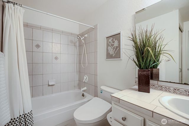15301 SE 48th Drive, Bellevue, WA 98006