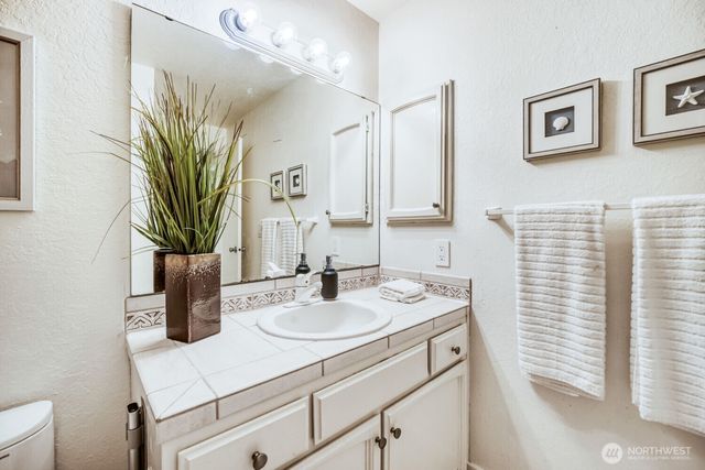 15301 SE 48th Drive, Bellevue, WA 98006