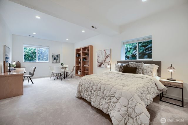 15301 SE 48th Drive, Bellevue, WA 98006