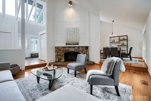 15301 SE 48th Drive, Bellevue, WA 98006