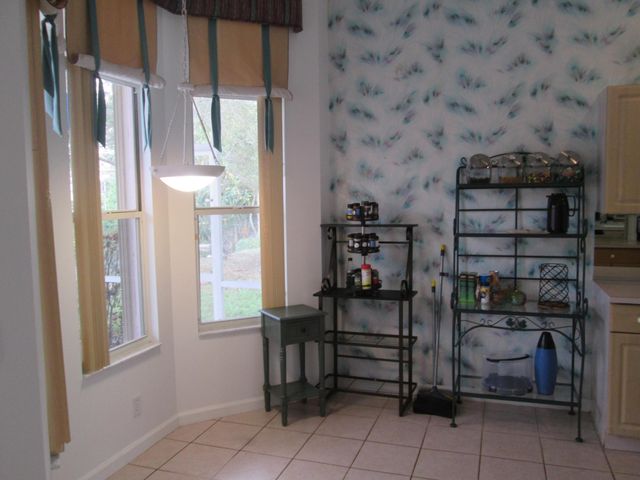 2866 Waters Edge Circle, Greenacres, FL 33413