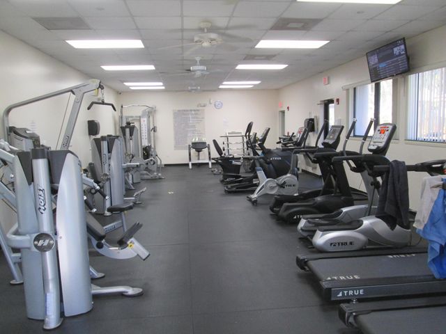 2866 Waters Edge Circle, Greenacres, FL 33413