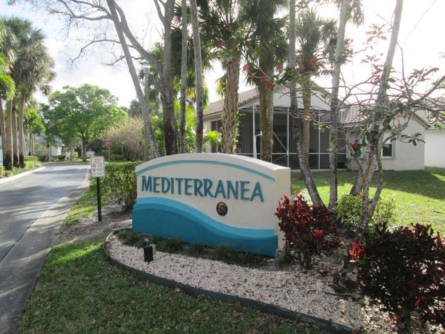 2866 Waters Edge Circle, Greenacres, FL 33413