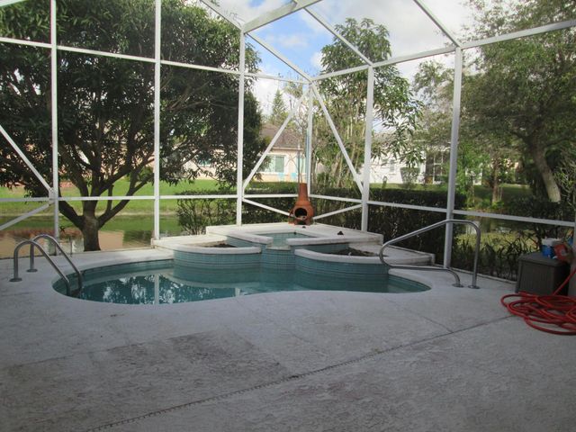 2866 Waters Edge Circle, Greenacres, FL 33413