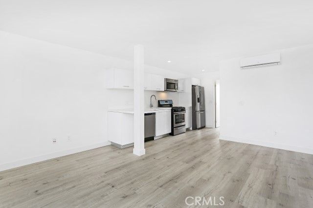 6745 Laurel Canyon 205, North Hollywood, CA 91606