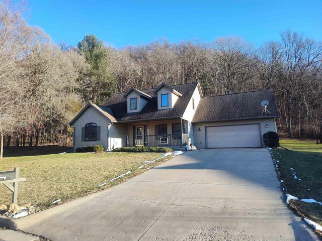 106 Doc Mac Drive, Boscobel, WI 53805