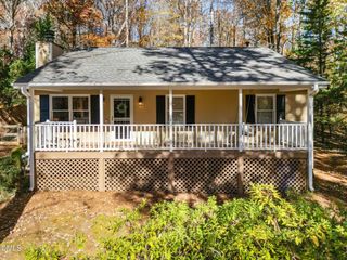 111 Lafayette Drive, Hillsborough, NC 27278