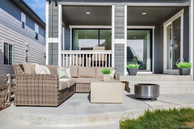 8927 Swan River Street, Littleton, CO 80125