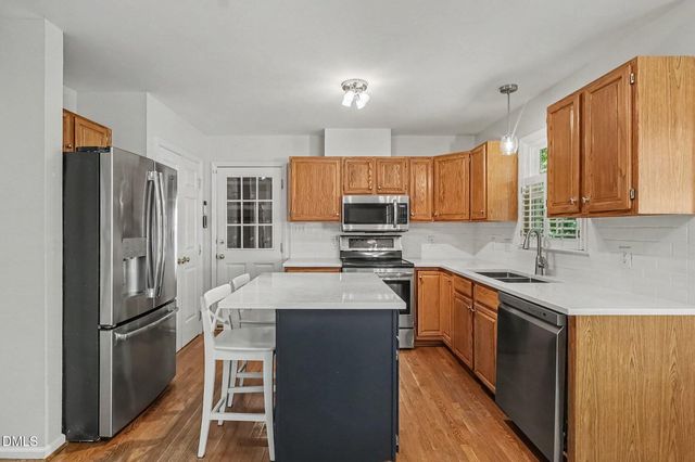203 Silvercliff Trail, Cary, NC 27513