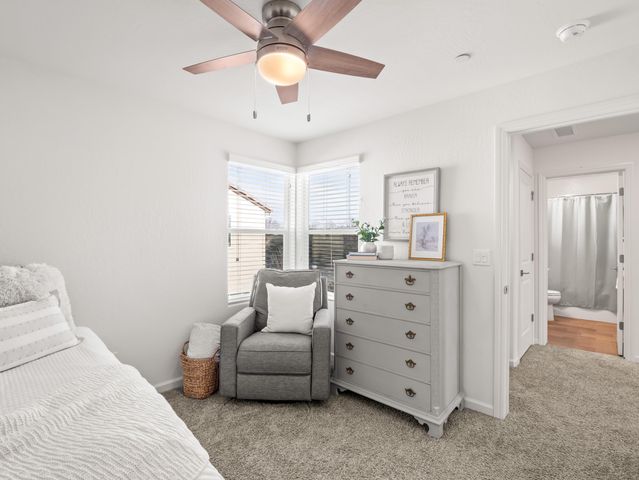 2003 N Hammel Lane, Clovis, CA 93619