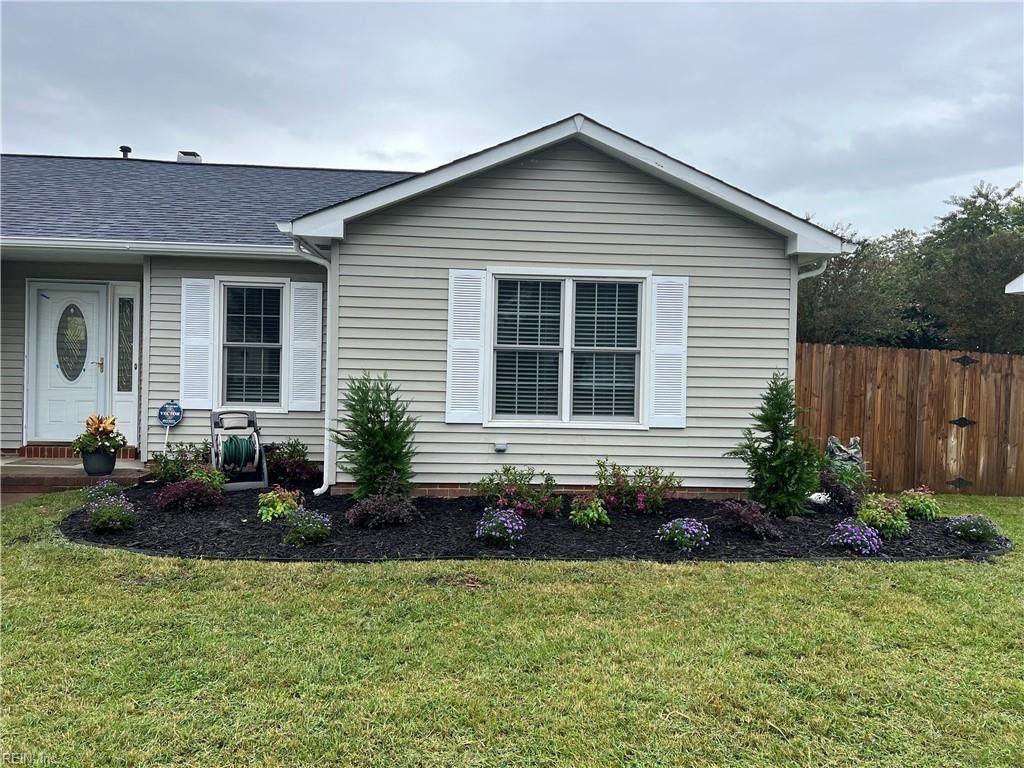 1060 Wasserman DR, Virginia Beach, VA 23454